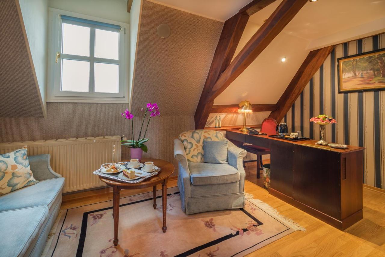 Schlosshotel Kurfuerstliches Amtshaus Dauner Burg Ngoại thất bức ảnh
