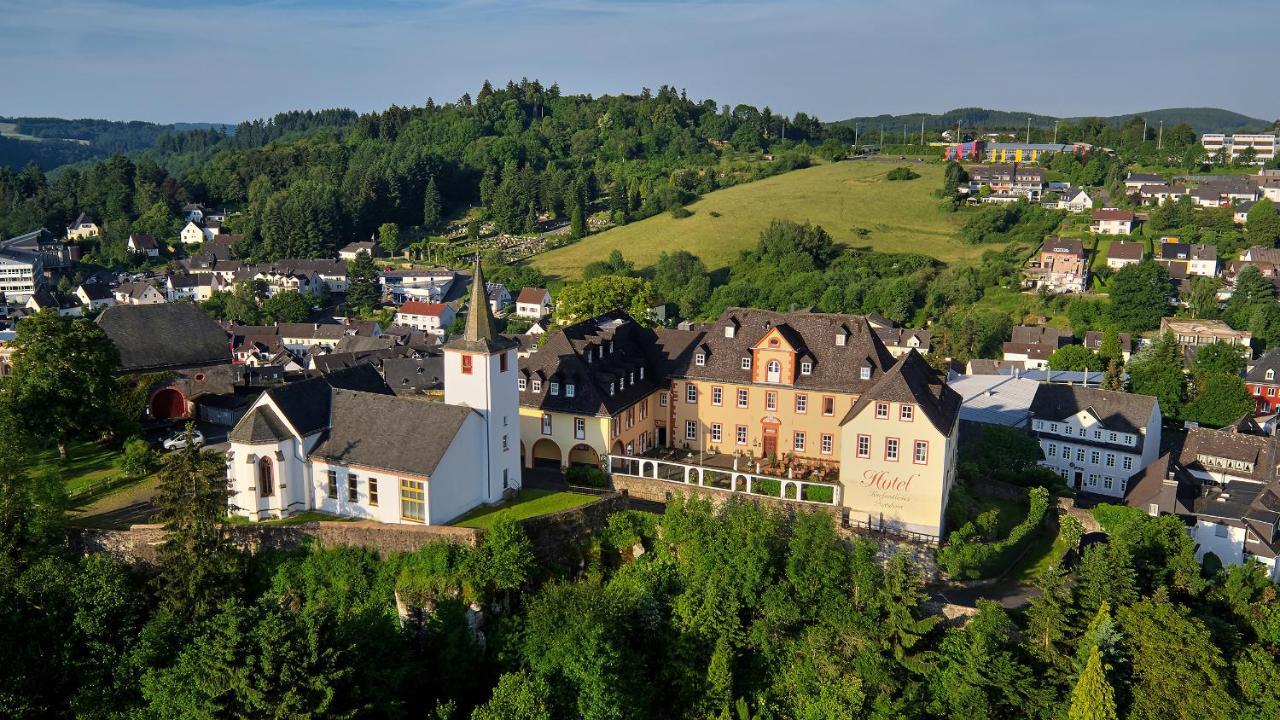 Schlosshotel Kurfuerstliches Amtshaus Dauner Burg Ngoại thất bức ảnh