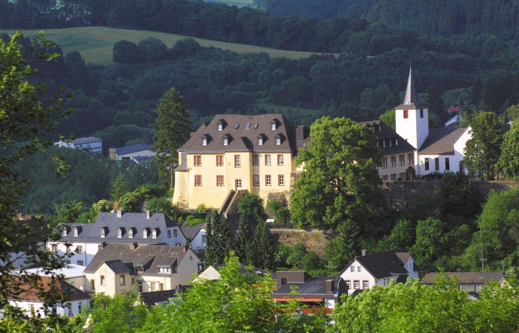 Schlosshotel Kurfuerstliches Amtshaus Dauner Burg Ngoại thất bức ảnh